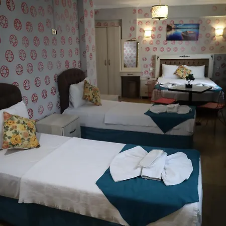 Отель Galaxy Sultanahmet 3*